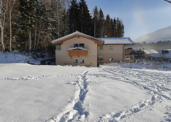 Haus Petra 레오강